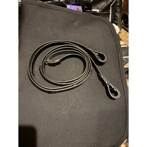 Smooth Leather Reins with Leather Hand Grips - black